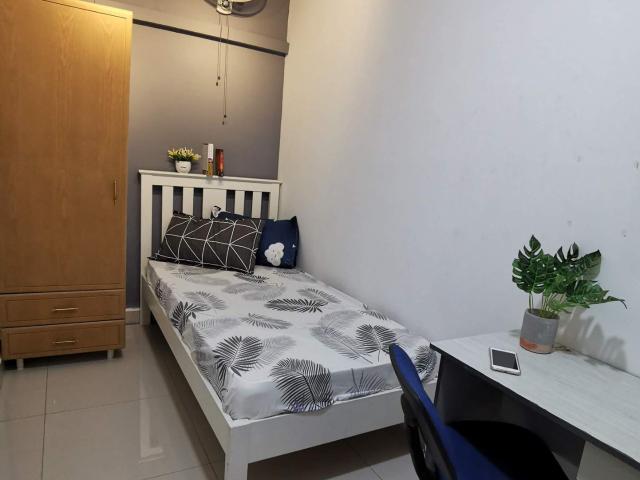Single room for rent at Jalan PJS 9/8・Walking Distance Taylors, Sunway, Monash, Pyramid