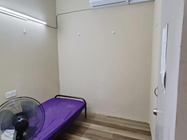 Single Room for Rent at PJS 10 Bandar Sunway near Sunway Pyramid
