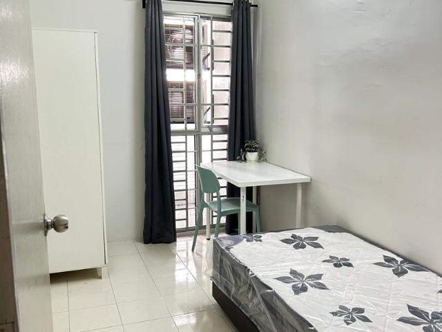 Single Room for Rent at Residensi Laguna Condominium, Bandar Sunway