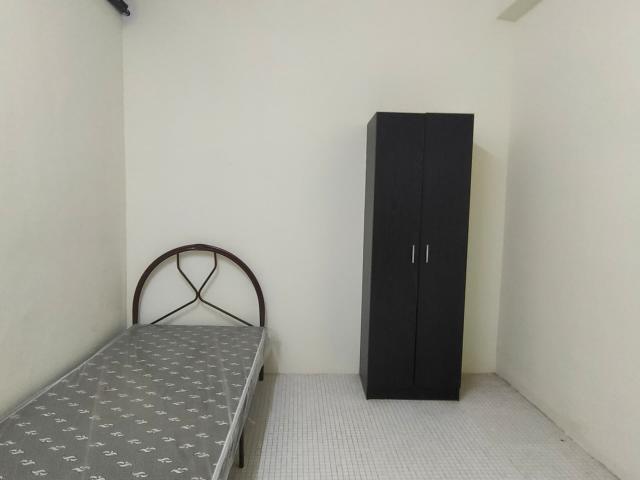 Single Room For Rent IN Taman Connaught