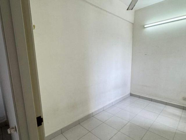 Single Room For Rent @ Kemuning Aman Apartment Kemuning Utama