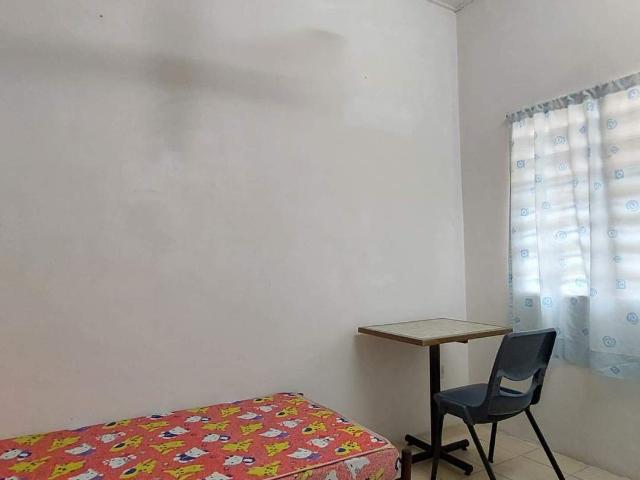 Single room for rent @ Seri Botani