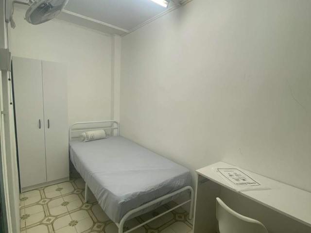Single Room for Working Adults | SS18