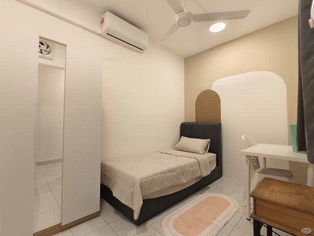 Single Room Fully Furnished at Puncak Damansara, Bandar Utama