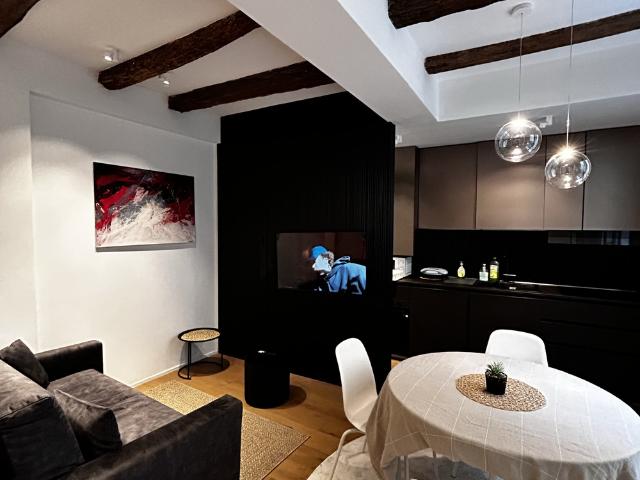 Single room in Bologna historic center