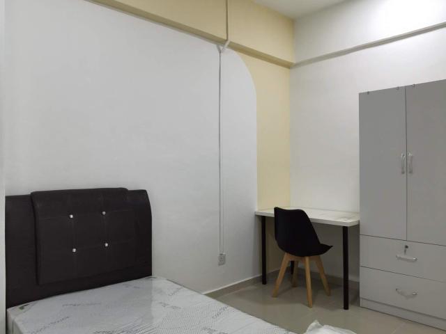 Single Room @ Kepong Center Condo