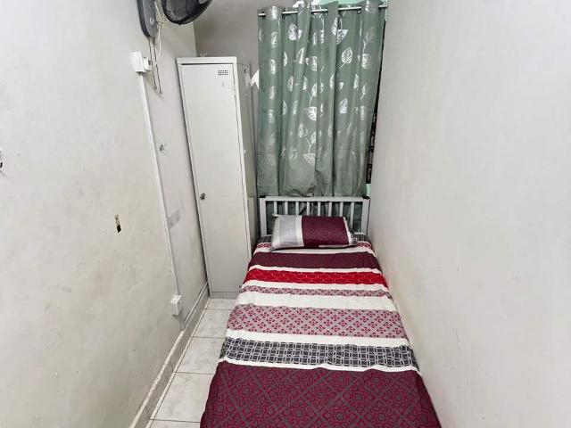 Single Room Male at Flora Damansara, Damansara Perdana near Empire City 1 Utama IKEA Mont Kiara TTDI