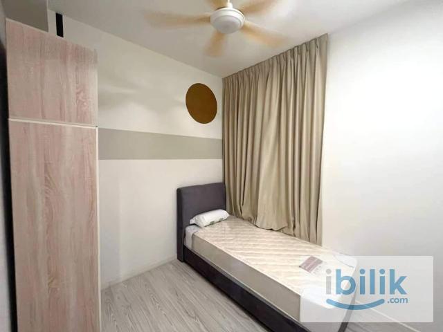 Single Room Move In Conditions