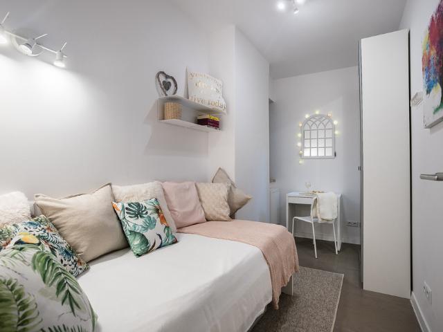 Single room near Metro Wilanowska in Warsaw