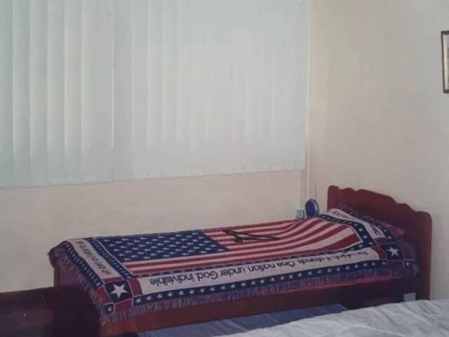 Single room Near Jalan Besar, Rochor, Bugis MRT | With Aircon & Wifi | Females Only