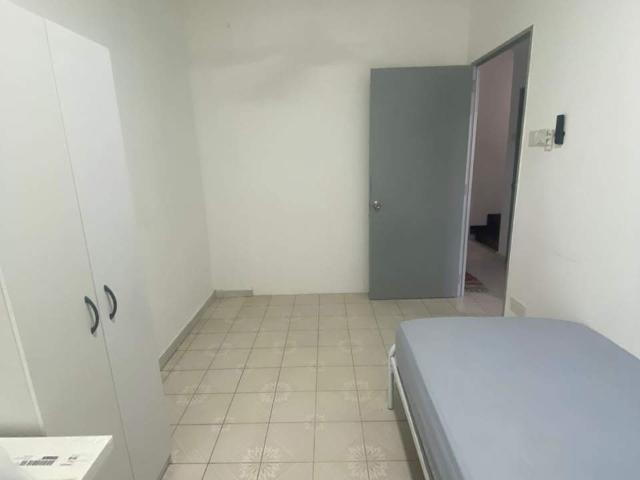 Single Room Near LRT SS18 | Fully Furnished