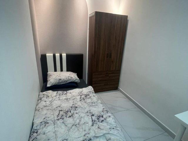 Single room no aircond fully furnished mix gender unit for rent