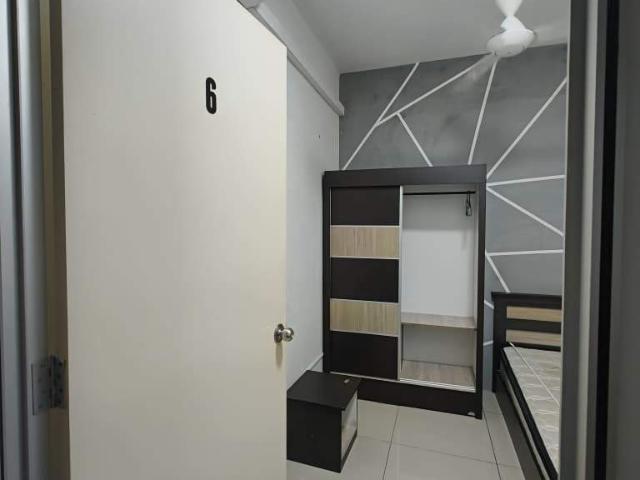 Single Room @PACIFIC PLACE, Ara Damansara | 5min walk to LRT Ara Damansara