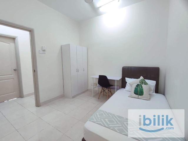 Single room @Pelangi utama,female unit@Bandar Utama