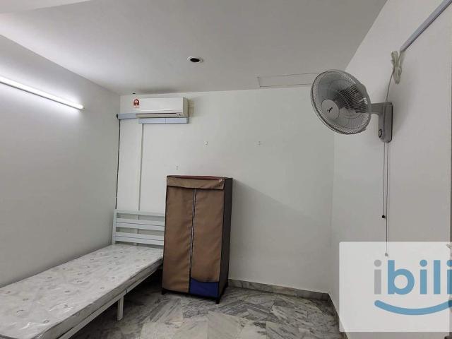 single room Puchong Taman Wawasan, Bandar puteri, free WiFi