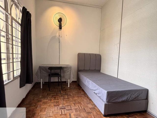 Single Room RM650 @ Bandar Sunway PJS 9 | Walk to Sunway Pyramid & BRT