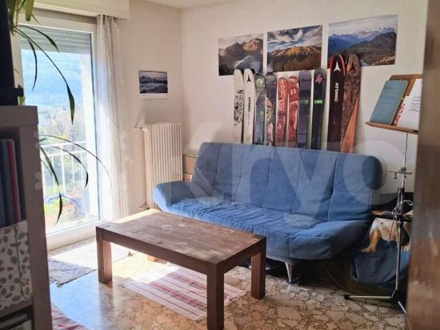 SION CENTRE SPACIOUS STUDIO FOR RENT