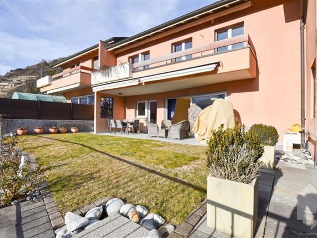 Sion, Gravelone Bezirk, ziemlich angrenzendes Haus