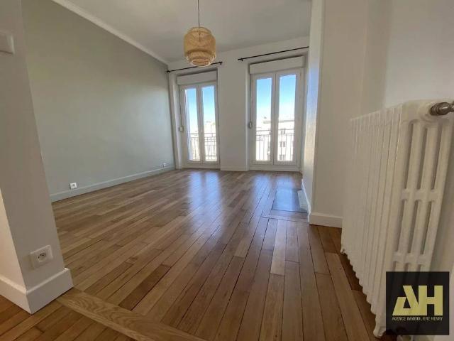 SIAM T3 DE CHARME 65 M2