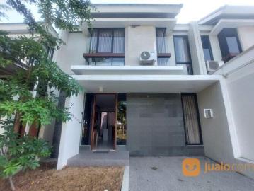 Siap Huni Rumah 2 Lantai MINIMALIS LAKE VIEW Citraland, Surabaya Barat