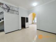 Siap Huni Rumah Murah Area Ngagel Dekat Jalan Utama Manyar, NEGO