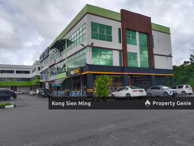 Sibu 3 Storey Shophhouse Corner at Jalan Teku