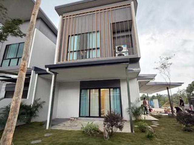 Siburan Modern Luxury Homes in Siburan Limited Units Only