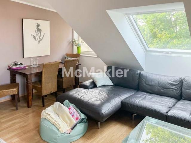 Sichere Mieteinnahmen – Gepflegte DG Wohnung mit Dachbodennutzung