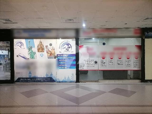 Siddique Trade Center Shop For sale Sized 700 Square Feet