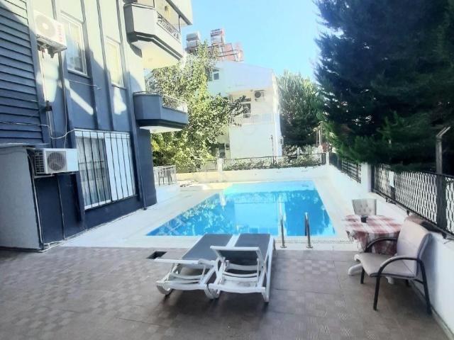 Side'de Denize 500 Mt.havuzlu Stüdyo Daire