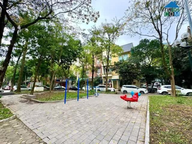 Siêu Biệt Thự Mỹ Đình, Lô Góc Phố Nguyễn Cơ Thạch. 124M X 4T x MT 21m. Giá 48 tỷ