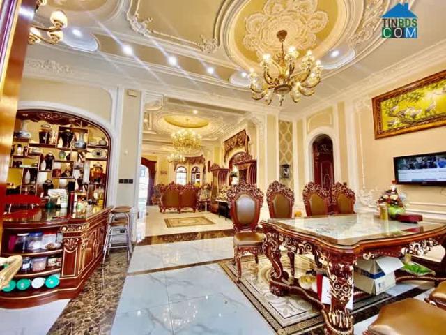 Siêu Biệt Thự Thiế kế LÂU ĐÀI 260m2 5 Tầng Sát Q10 Chỉ 65 T. Ỷ Cạnh CV Lê Thị Riêng