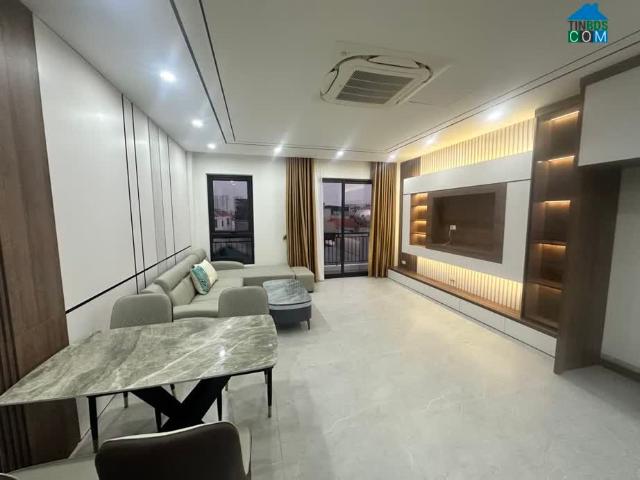 Siêu hiếm bán nhà Ngọc Trì ô tô lô góc 62m 6 tầng thang máy giá chỉ 8 tỷ 4