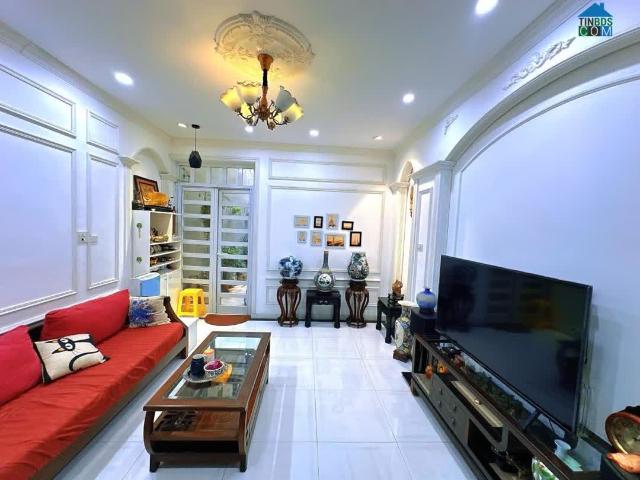Siêu Hiếm Phố Võng Thị 47M 3T Giá 9,5 Tỷ Ngõ Thông Gần Hồ Tây Lộng Gió