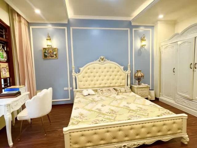 Siêu hot! Nhà 40m2 Phạm Ngọc Thạch, Đống Đa Mt 5m 2 thoáng ở sướng chỉ 3.5 Tỷ