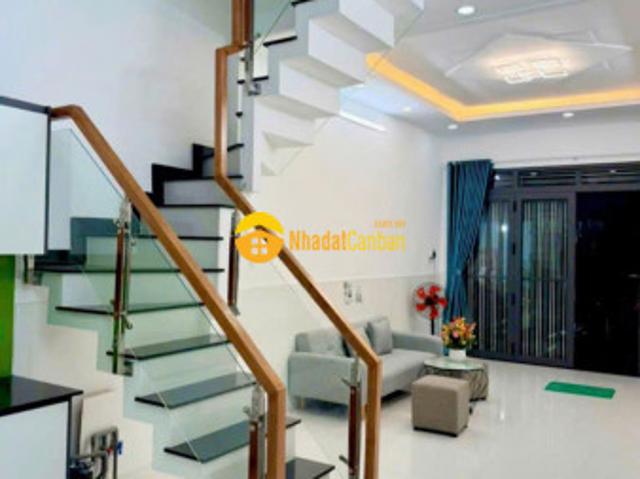 Siêu phẩm 2 tầng hẻm xe hơi 5m giáp tân phú chỉ 4 tỷ xíu nhà nở hậu, sổ chuẩn