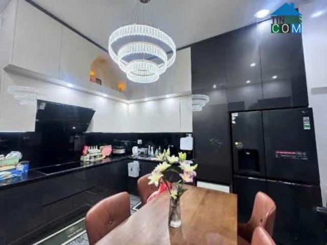 Siêu Phẩm 2MT Sơn Thủy 8 – Nhà Villa 3 Tầng Có Garage – Giá Mềm Bất Ngờ