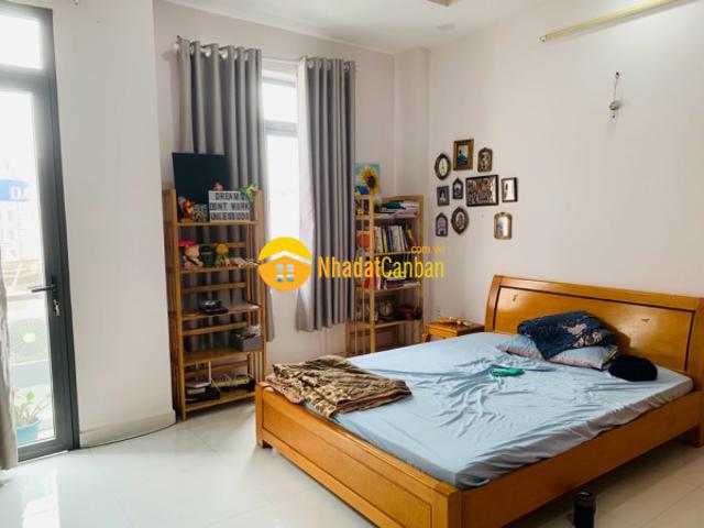 Siêu phẩm 5 tầng nguyễn sơn tân phú 55m2 ngang hơn 4 nhỉnh 5 tỷ sát mặt tiền ở ngay