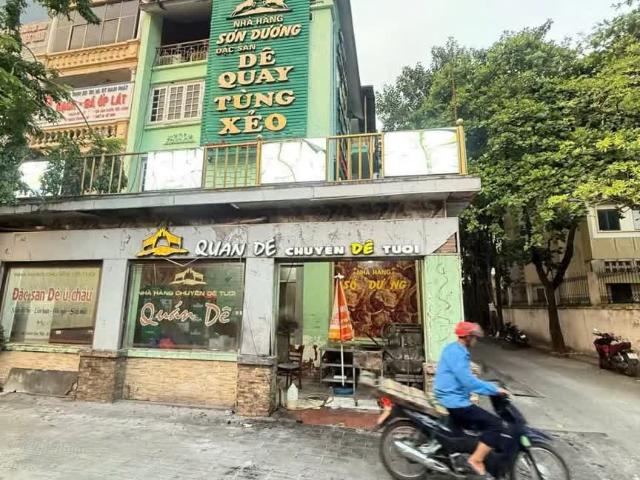 Siêu Phẩm Có Một Không Có Hai Mặt Phố Khuất Duy Tiến Lô Góc với Diện Tích 160/200m Nhà 4 Tầng