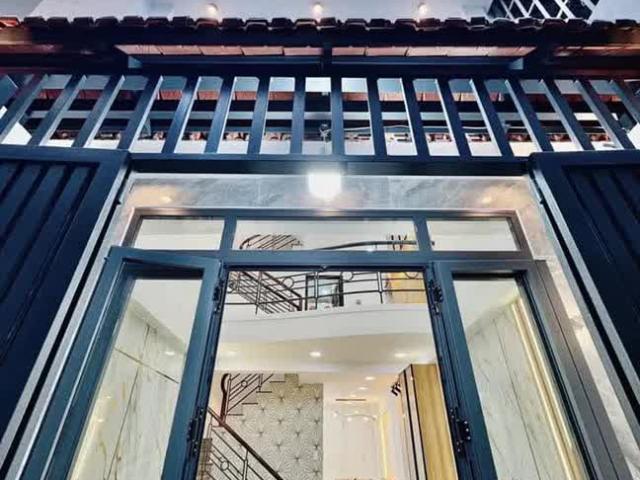 Siêu phẩm chân dài cô bắc p1 phú nhuận 34m2 3.4/4 9 nở hậu 4pn 5wc 10 bước ra xe