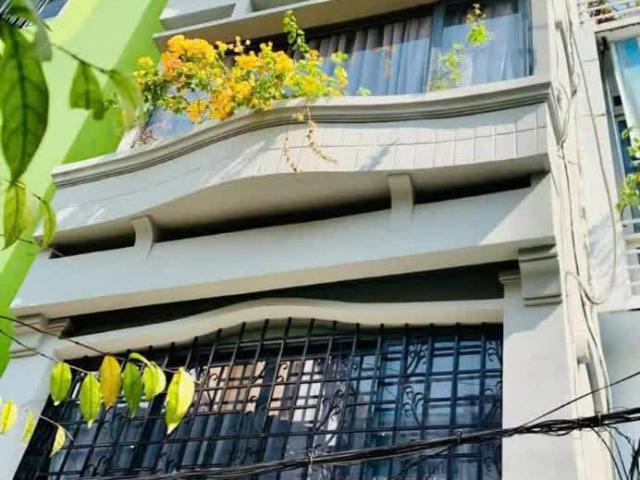 Siêu Phẩm CHDV HĐ thuê 40 Triệu HXH 7 chỗ Trần Hưng Đạo Q. 1, 36m2 5Tầng 9PN Chỉ 10 tỷ