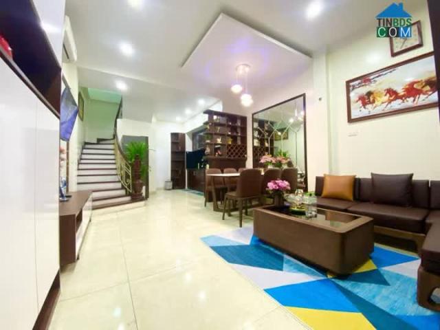 Siêu phẩm. Bán nhà Nguyễn Viết Xuân, Thanh Xuân. 40m2 x 5 Tầng. Mt 4.2m. nở hậu. Hơn 9 tỷ