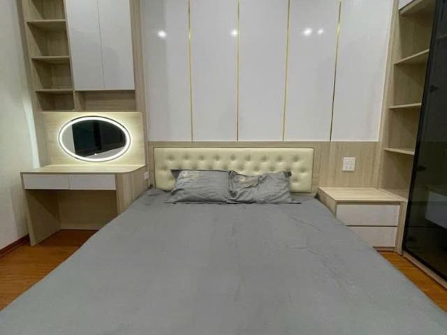 Siêu phẩm giáp bát 5 tầng thang máy full nội thất 40m2 5 tầng mặt tiền 3.1m Giá 11.8 tỷ