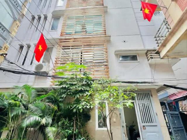 Siêu Phẩm Hoàng Hoa Thám Nhà Lô Góc 3 Thoáng 7 Tầng Dân Tự Xây Ô Tô Đỗ Cả Ngày Mặt Rộng