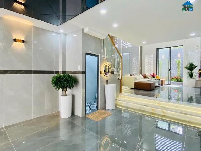 Siêu phẩm lô góc Nguyễn Văn Cừ 60m, 8tầng, MT khủng 11M, ngõ thông, gara ô tô, KD đỉnh. Hơn 25 tỷ