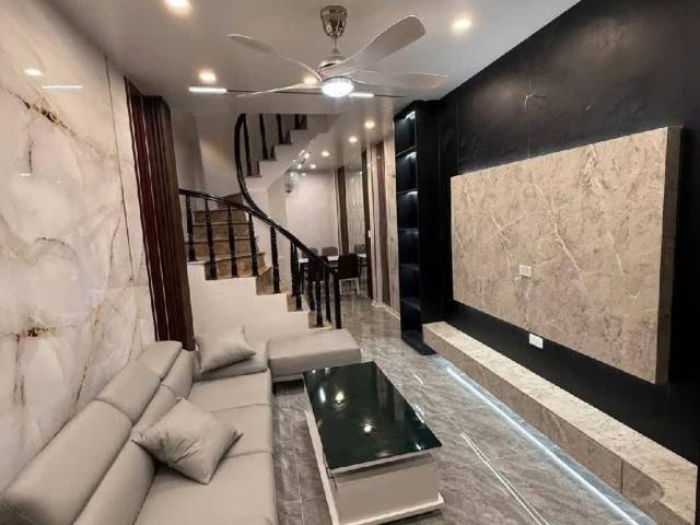 Siêu Phẩm Ngọc Hà 38m 5T Nhỉnh 8 Tỷ Gần Ô Tô Nhà Đẹp Full Nội Thất Thang Máy Ngõ Thông