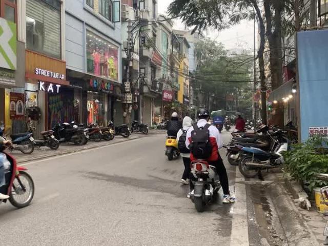 Siêu Phẩm Đống Đa, Mặt Phố Tam Khương, KD sầm uất, 65m x 5T. Giá 28 tỷ