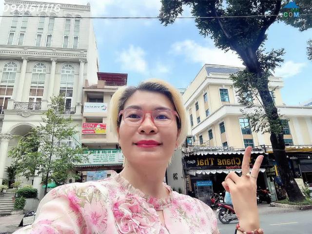 Siêu Phẩm Ngay Biệt Thự Của Các Đại Gia Siêu Xe Bán Nhà 2 Mặt Tiền Kinh Doanh Đường Trần Quốc