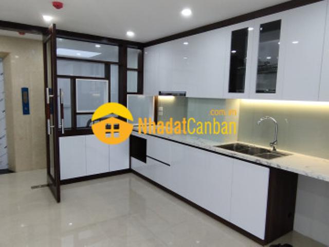 Siêu phẩm nhà mp ngọc thuỵ, giá 32.5 tỷ, 56m2x8t, ở luôn, kd lớn