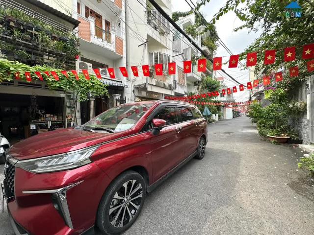 Siêu Phẩm Nhà Lô Góc Hòe Thị Ô Tô Đỗ Ngày Đêm 5 Tầng Ở Ngay Giá Chỉ 6.35 Tỷ – Diện Tích